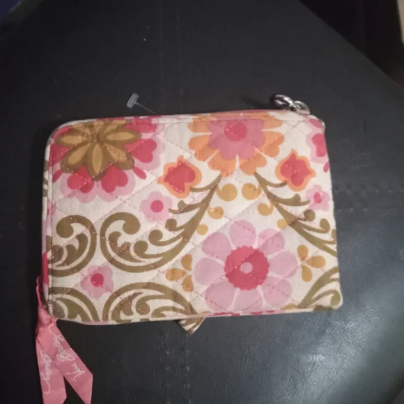 Vera Bradley Pink Wristlet - Picture 7 of 8